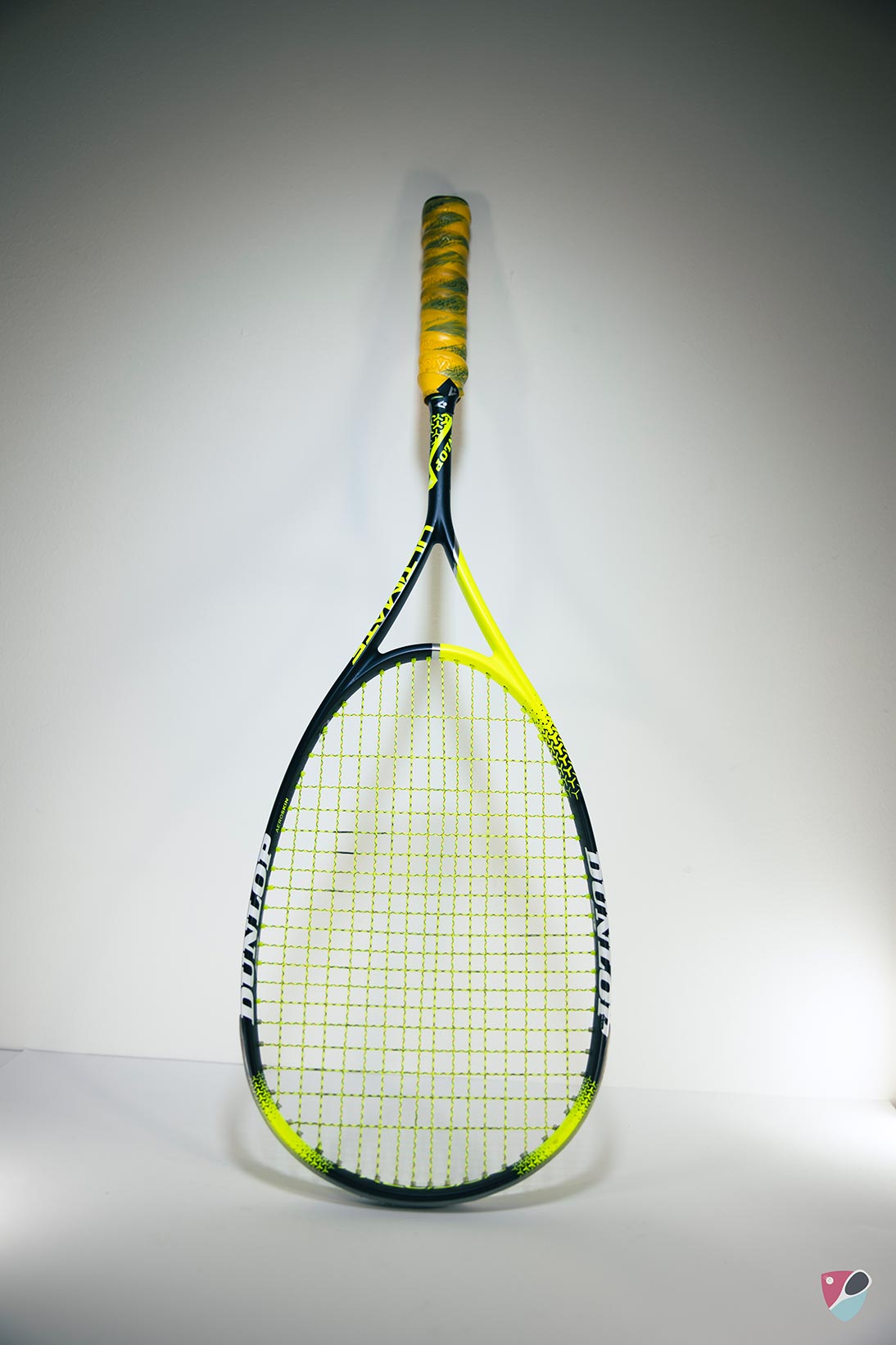 BLACK KNIGHT Quicksilver nXs Raquette de Squash Black Knight CONQUEROR SQUASH BLACK KNIGHT Quicksilver nXs Raquette de Squash Black Knight CONQUEROR SQUASH